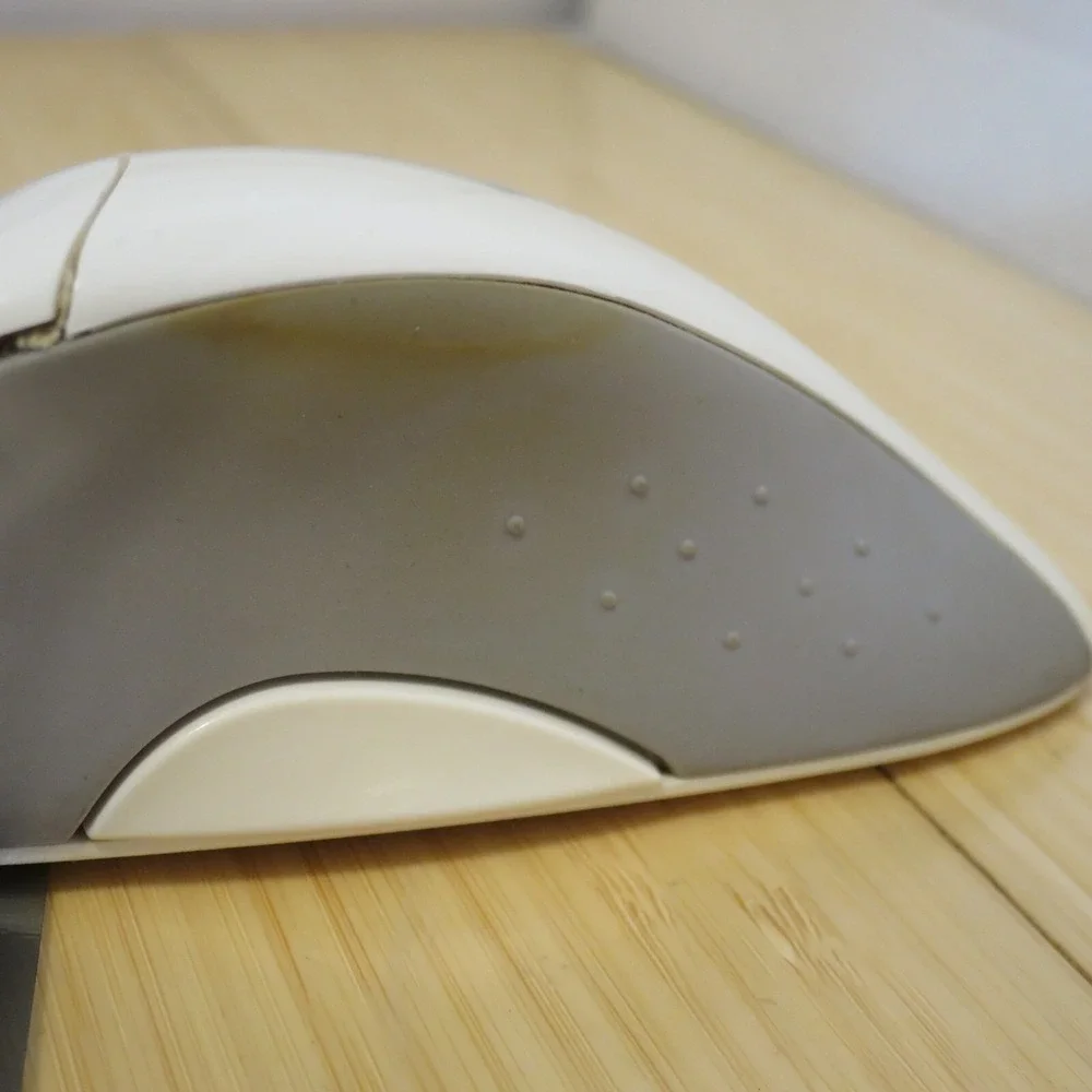 Logitech M-CW47 Ergonomic MouseMan Wheel‎ Mouse with Mouse Ball - Tested - 03